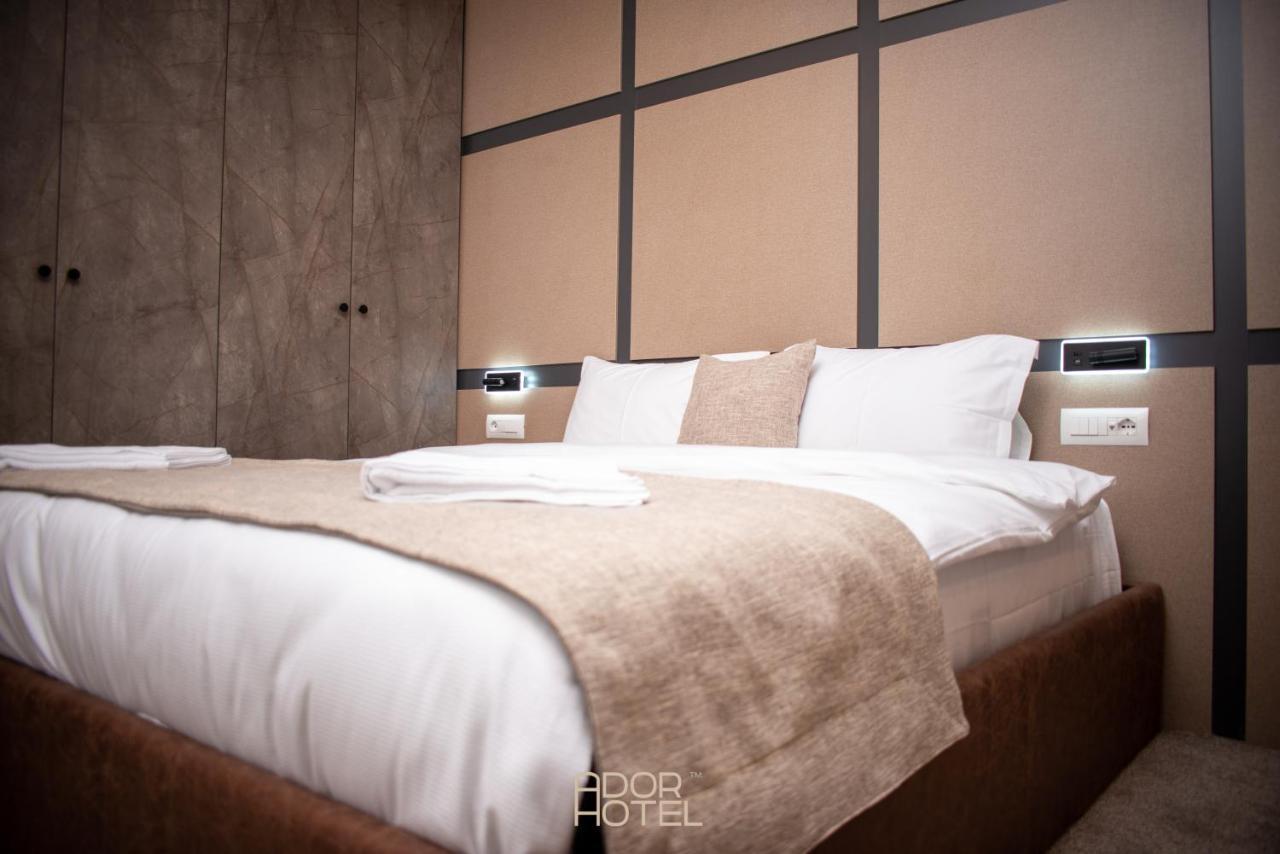 Ador Hotel North Mitrovica Екстер'єр фото